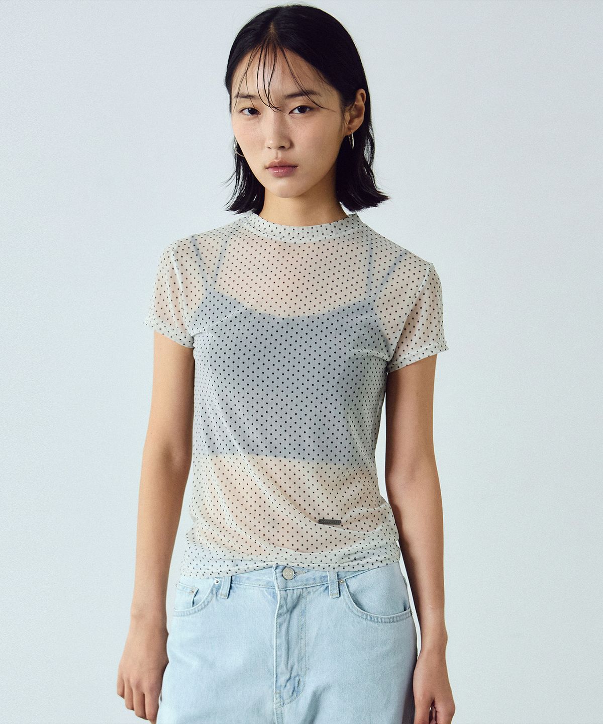 닉앤니콜(NICK&NICOLE) DOTS MOCK NECK HALF TOP_IVORY