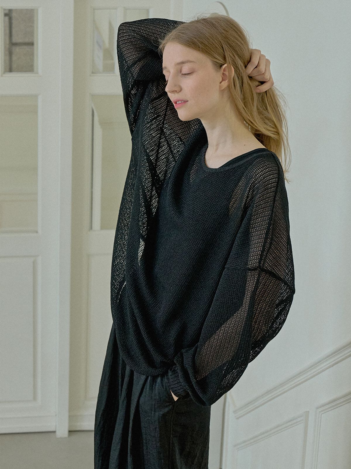아방(AVANT-G) See Through Overfit Knit Pullover - BLACK
