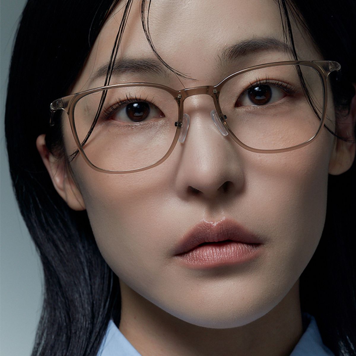 알로아이웨어(ALO EYEWEAR) [AIR FLEX] AL6404 1313G 에어플렉스 초경량_투명카키 오피스 스퀘어 안경테_블루라이트 렌즈 선택