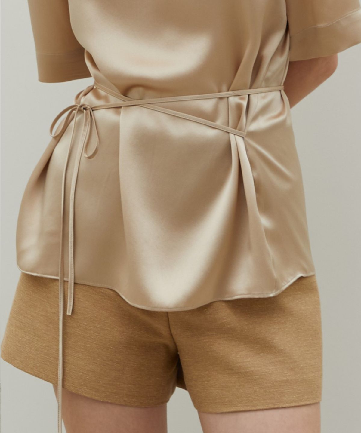 분닥세인츠(THE BOONDOCK SAINTS) Textured Silk Shorts Camel