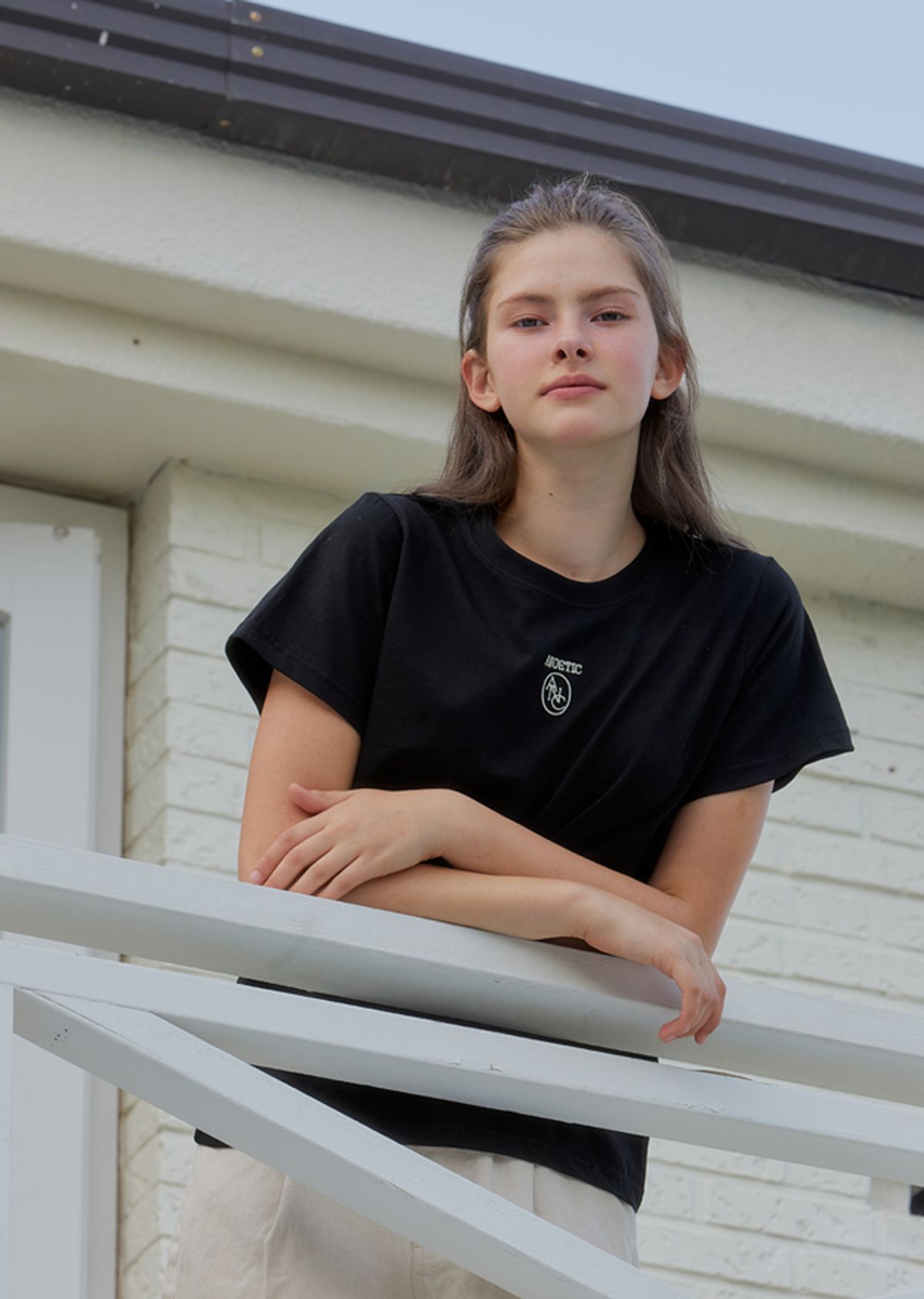 아노에틱(ANOETIC) ANC EMBROIDERY LOGO TEE_BLACK