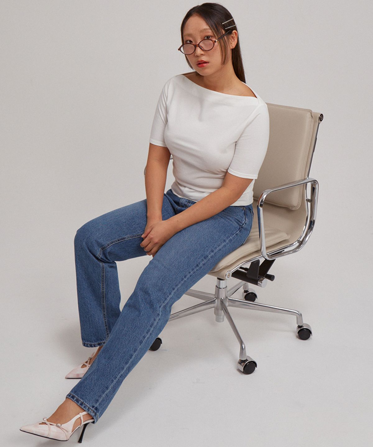 살롱 드 욘(SALON DE YOHN) Boat Neck Short Sleeve T_ White