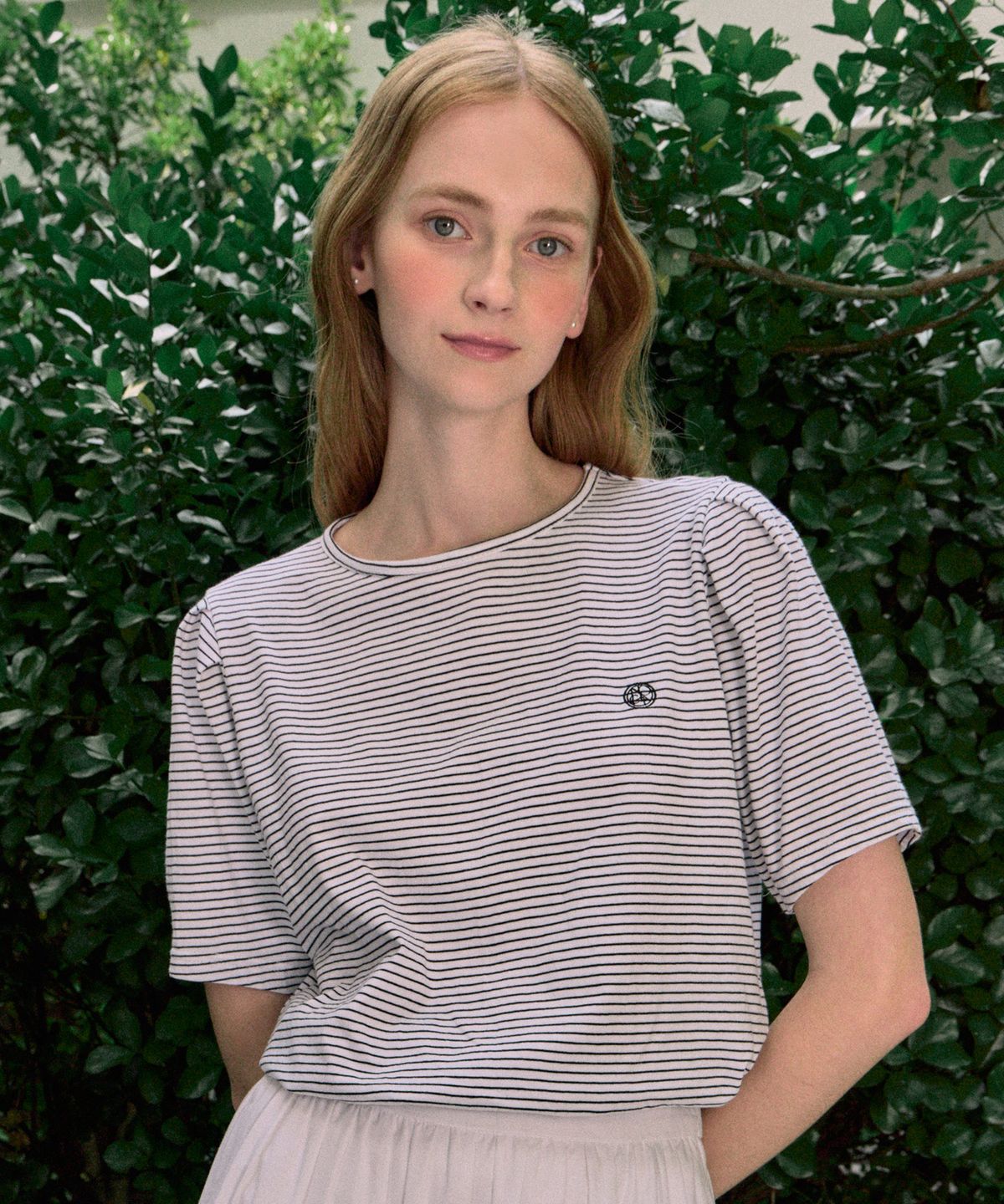논로컬(NONLOCAL) Volume Sleeve Logo Stripe T-shirt - Black