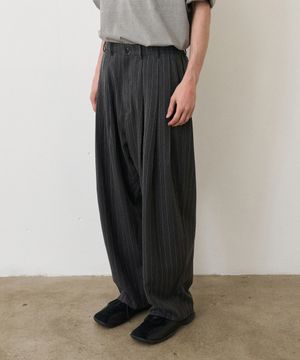 wide tapered pants (stripe charcoal)