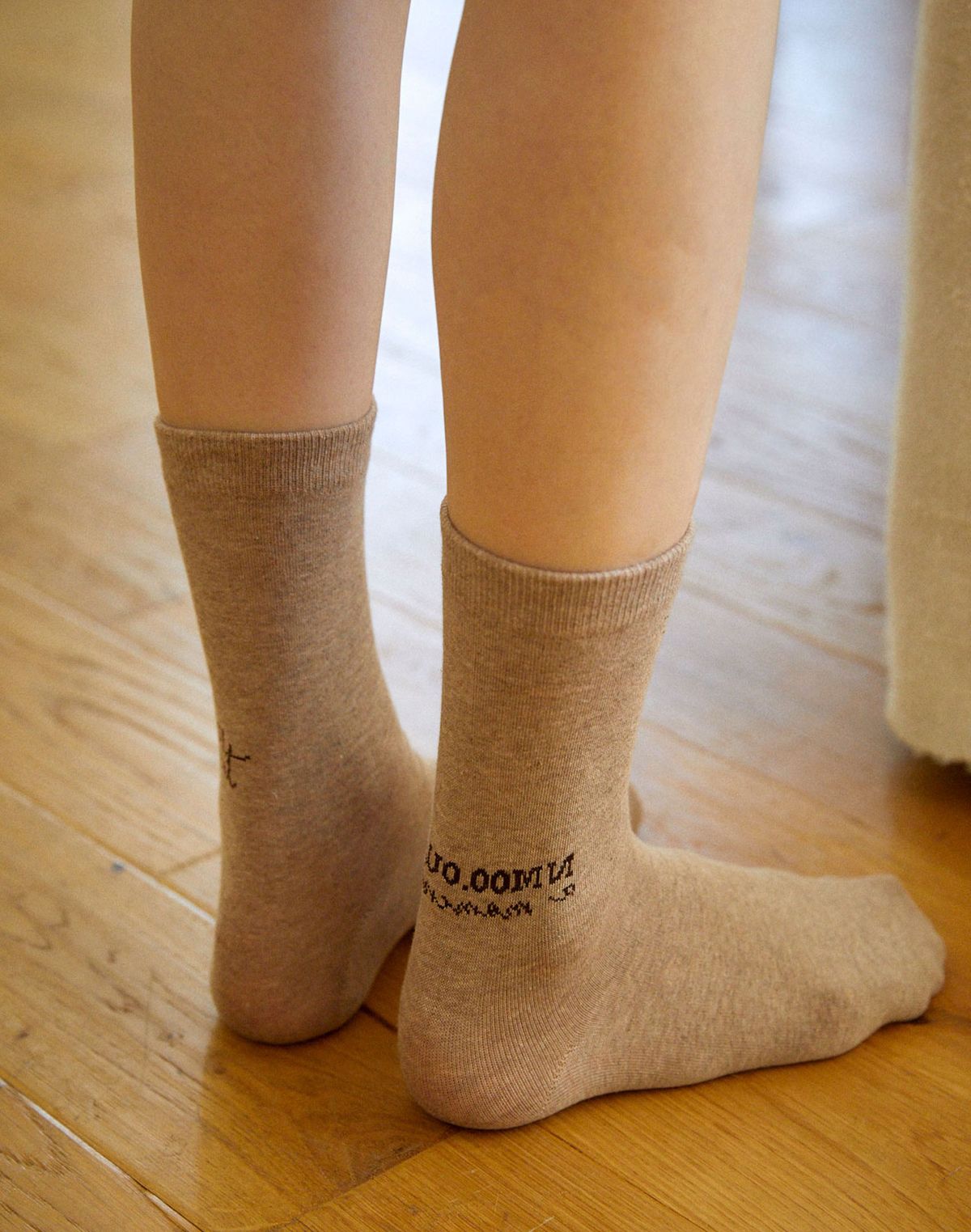 앤무오유(NMOU) S36_NMOU MUJI SOCKS_light brown