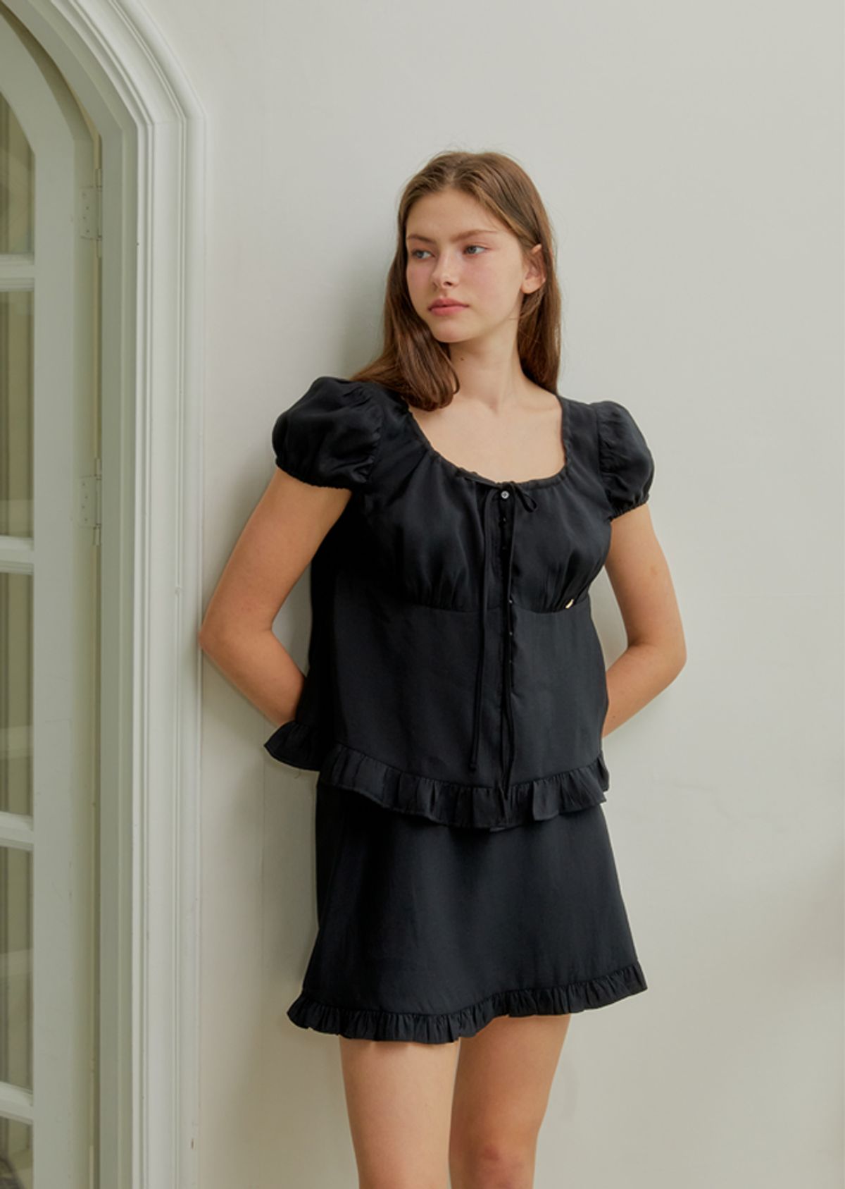 아노에틱(ANOETIC) FRILL MINI SKIRT_BLACK