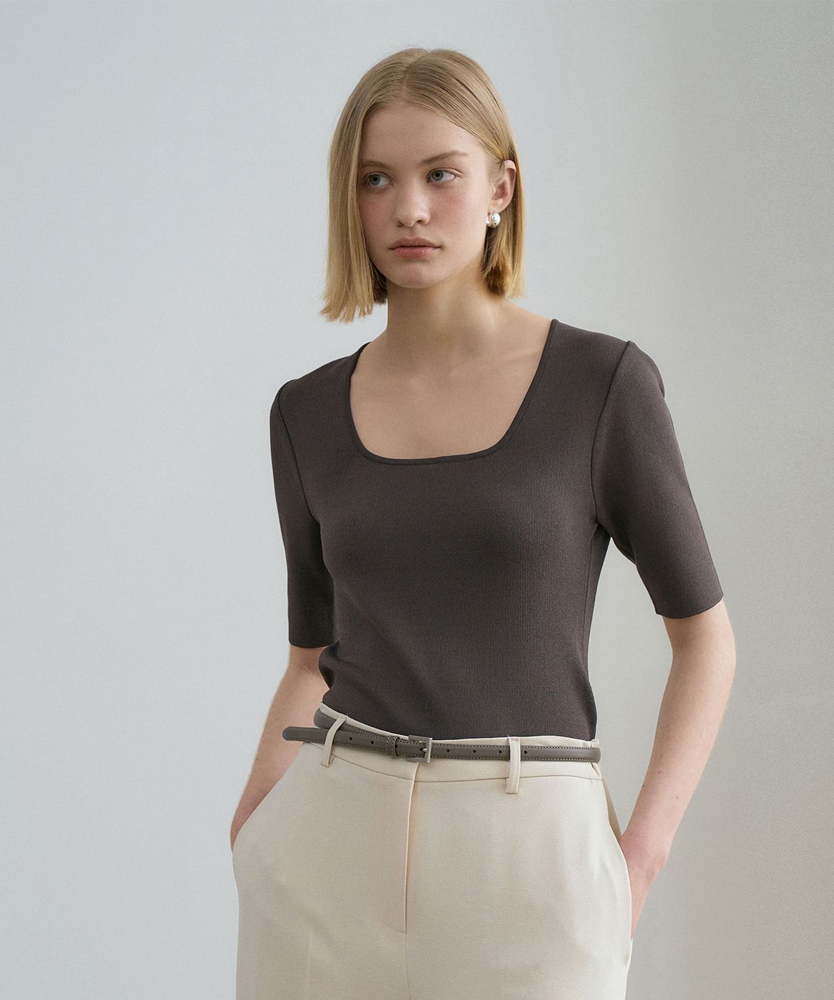 르네제이(RENEJ) Half Sleeve Square Knit