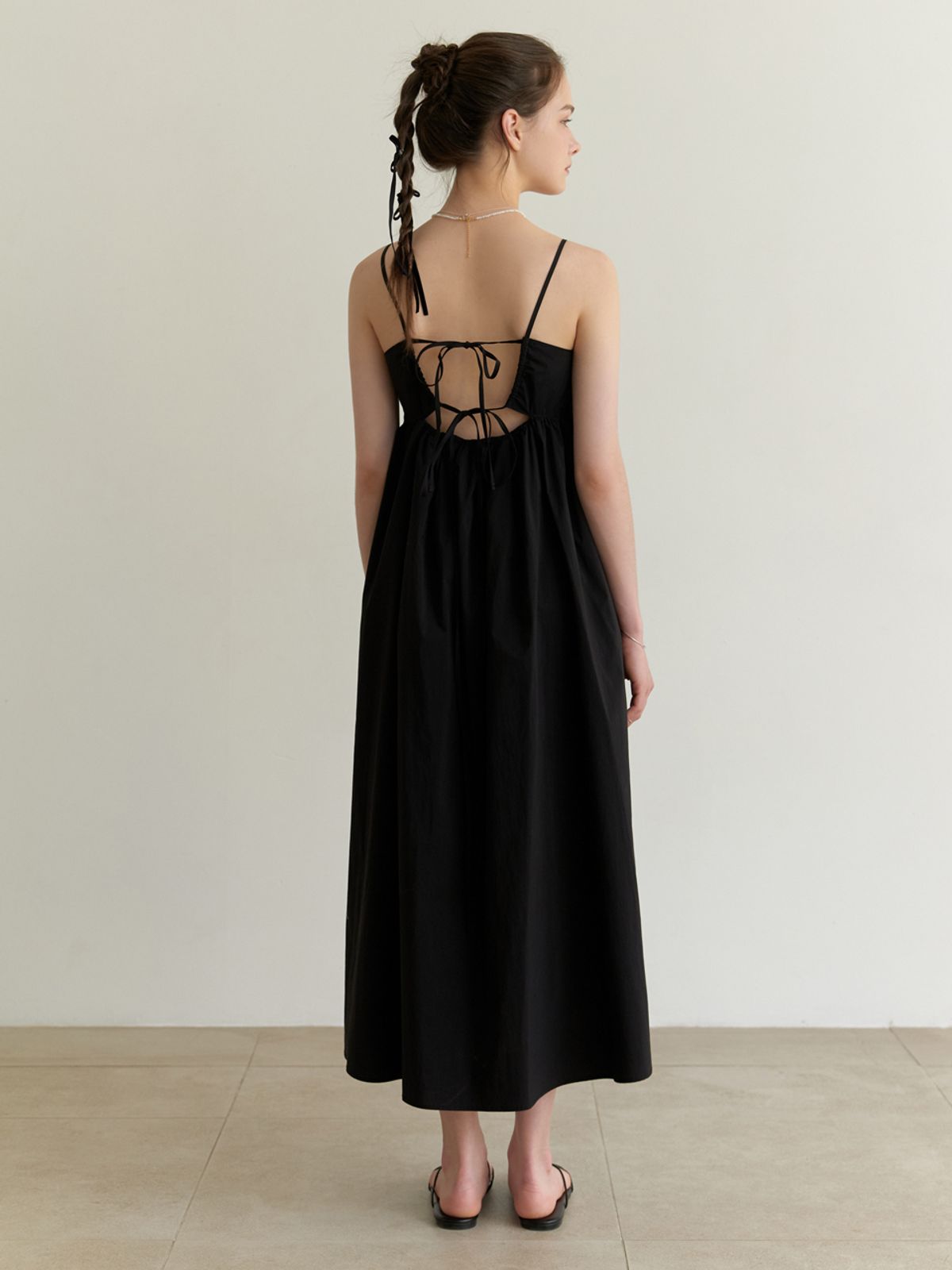 리엘(RE L) Backless strap dress (black)