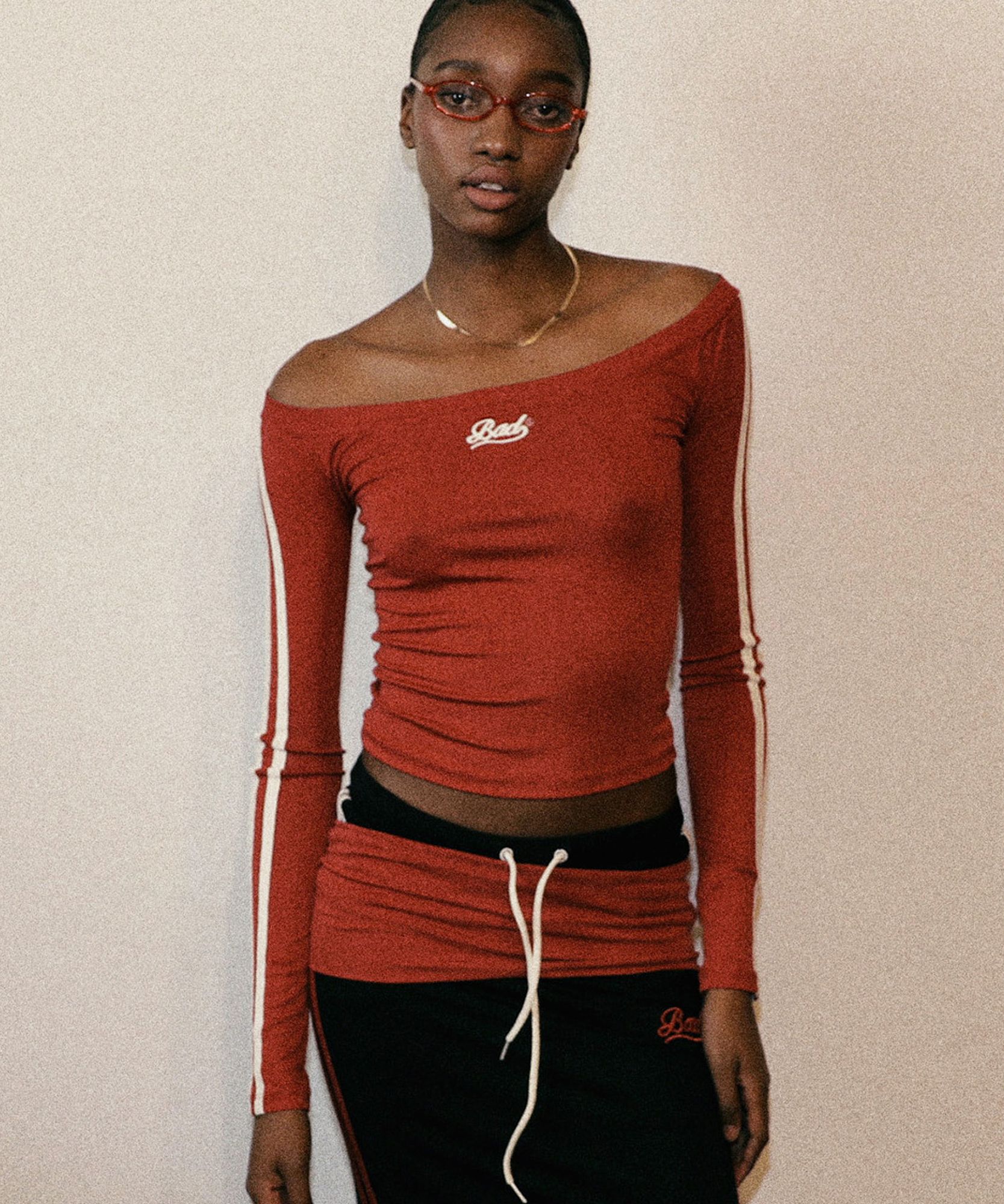 BADBLOOD ★新作★ Barbara Off-Shoulder Top 3Color MUSINSA | BADBLOOD Barbara Off Shoulder Top - Red