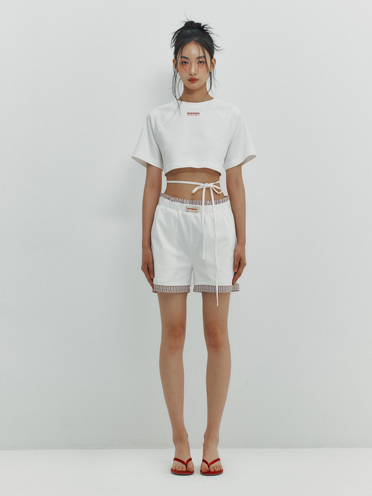 민더리(MEENDERI) STRIPE LAYERED SHORTS - BEIGE