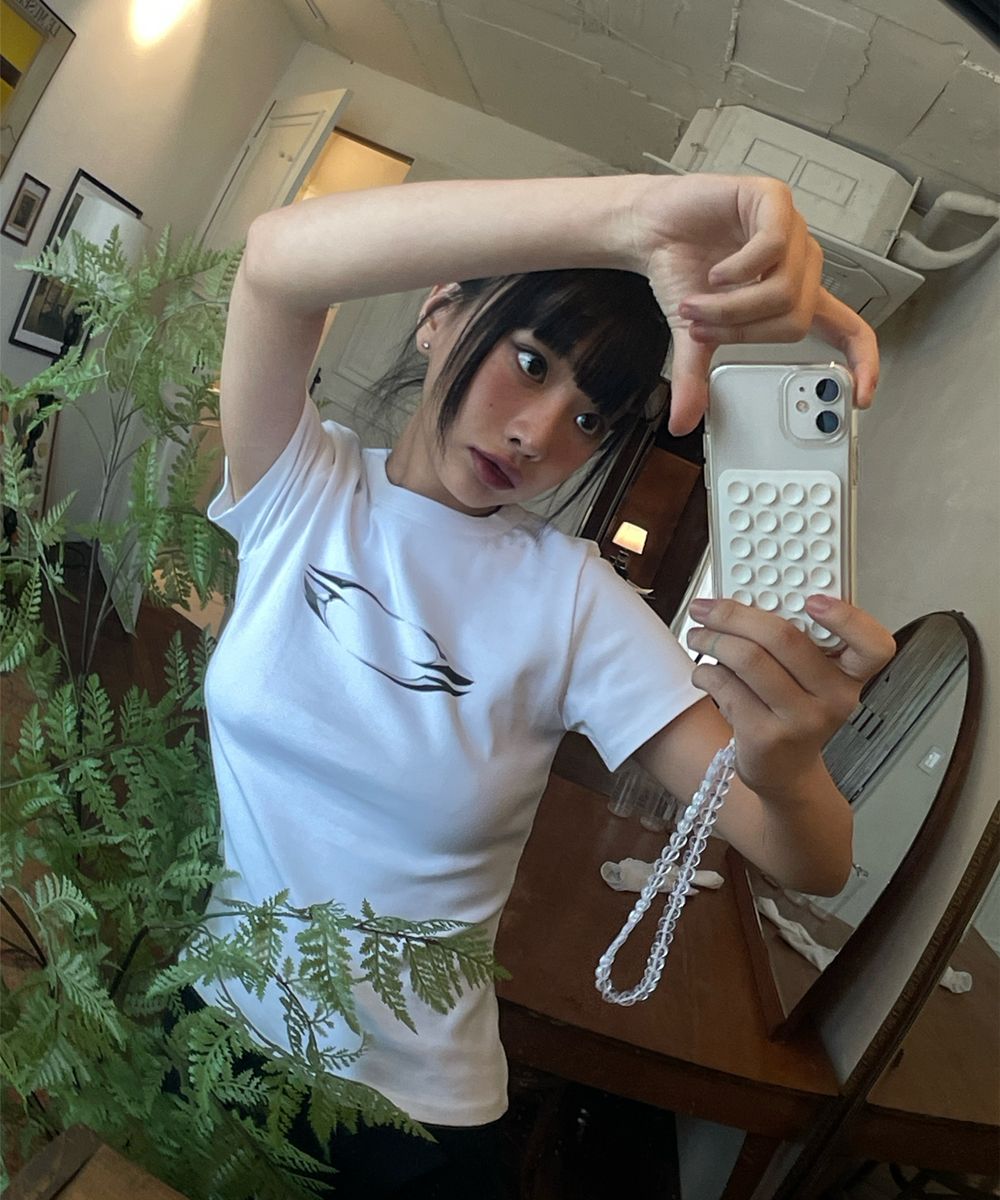 MUSINSA | GRAILZ 3D OVAL LOGO T-SHIRTS [WHITE]