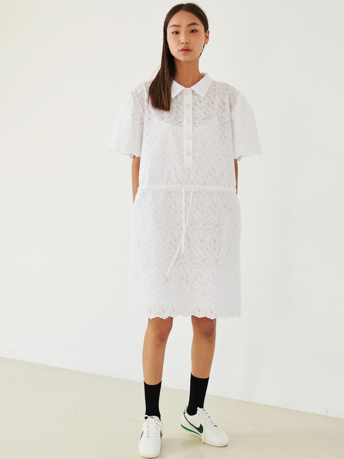 로희어패럴(ROHEE APPAREL) 오버핏 레이스 셔츠 원피스 (+이너 원피스 세트) / 화이트