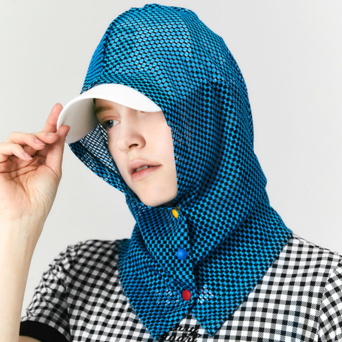 어베이브(AVAVE) 자외선차단 파크골프 후드형 햇빛가리개 체크블루