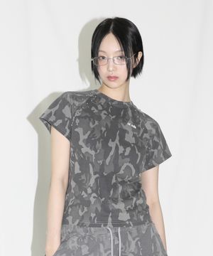 카모 스터드 반팔 티셔츠 - 그레이