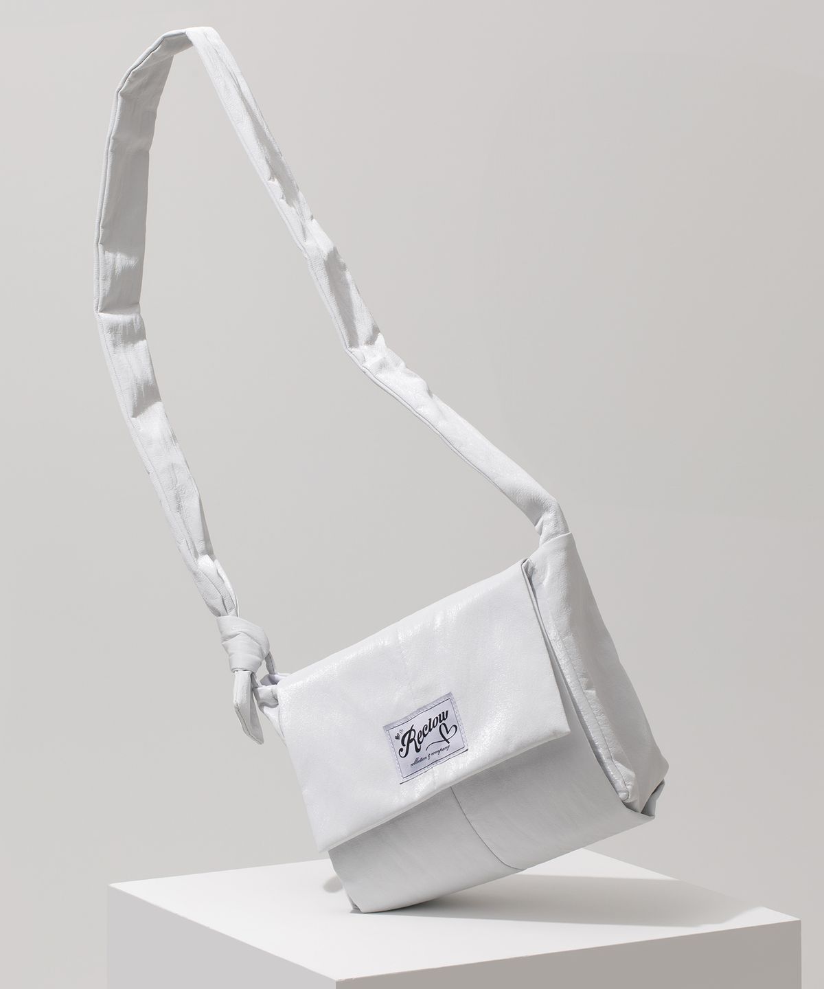 리끌로우(RECLOW) RC NUDO 가방 WHITE