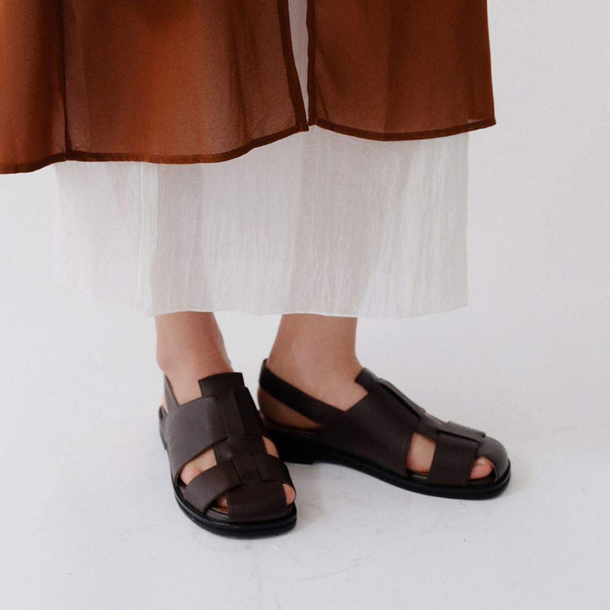 로서울(ROH SEOUL) Puzzle sandals Umber
