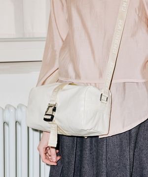 블록 버클 크로스백