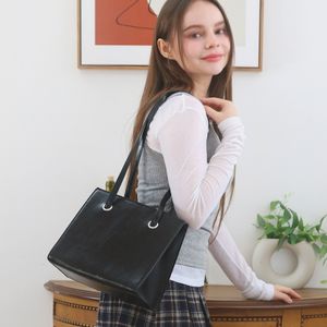 쉐리 숄더백 - black