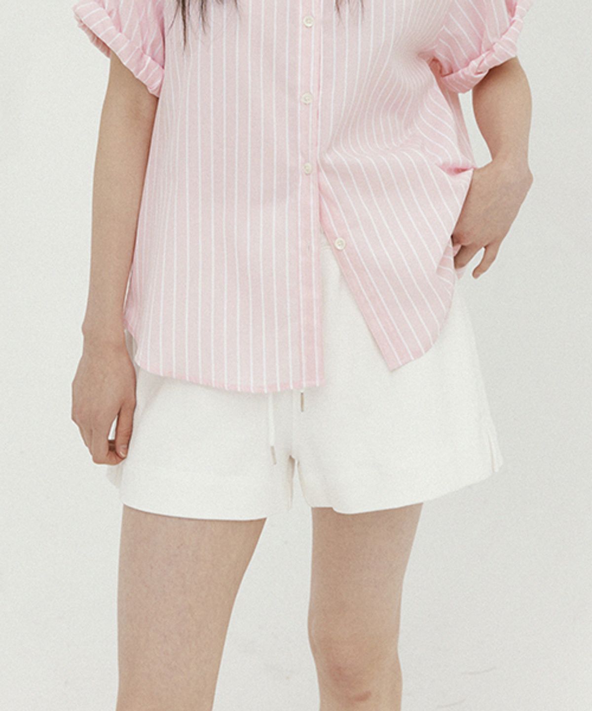 링서울(LINGSEOUL) soft banded shorts-ivory