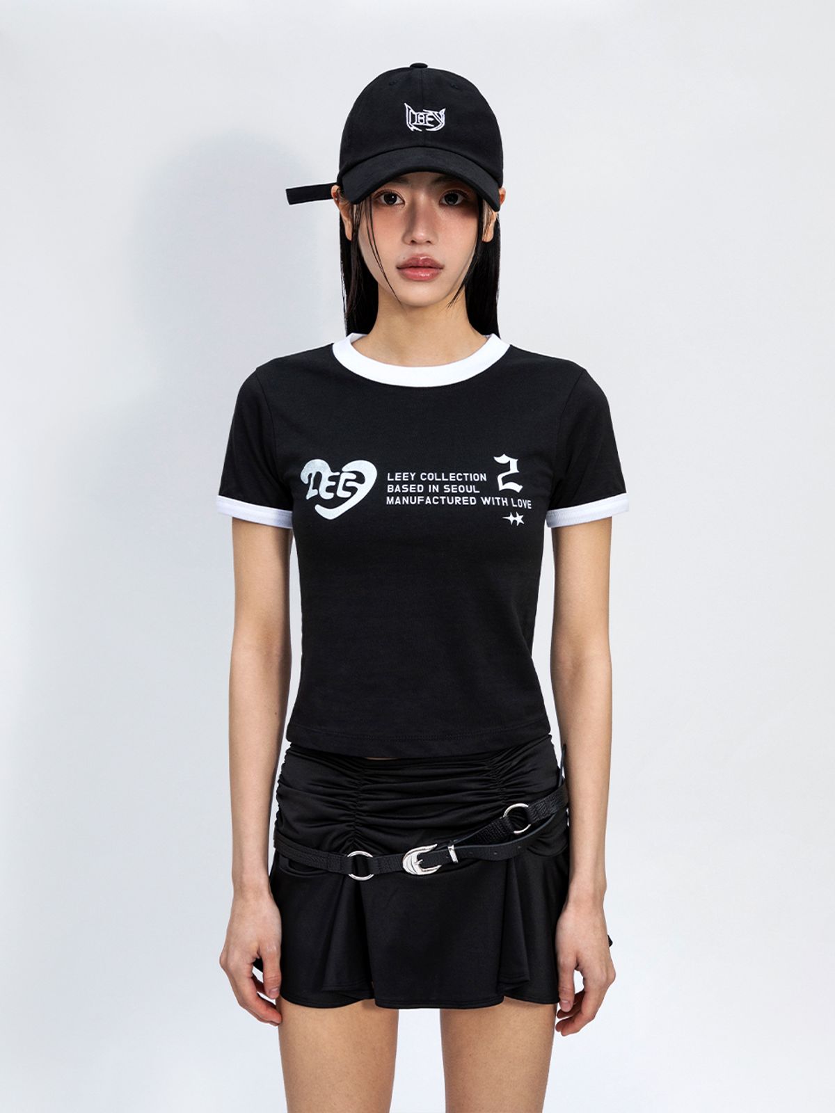 와이이이엘(YEEL) LOGO GRAPHICS RINGER T-SHIRT BLACK