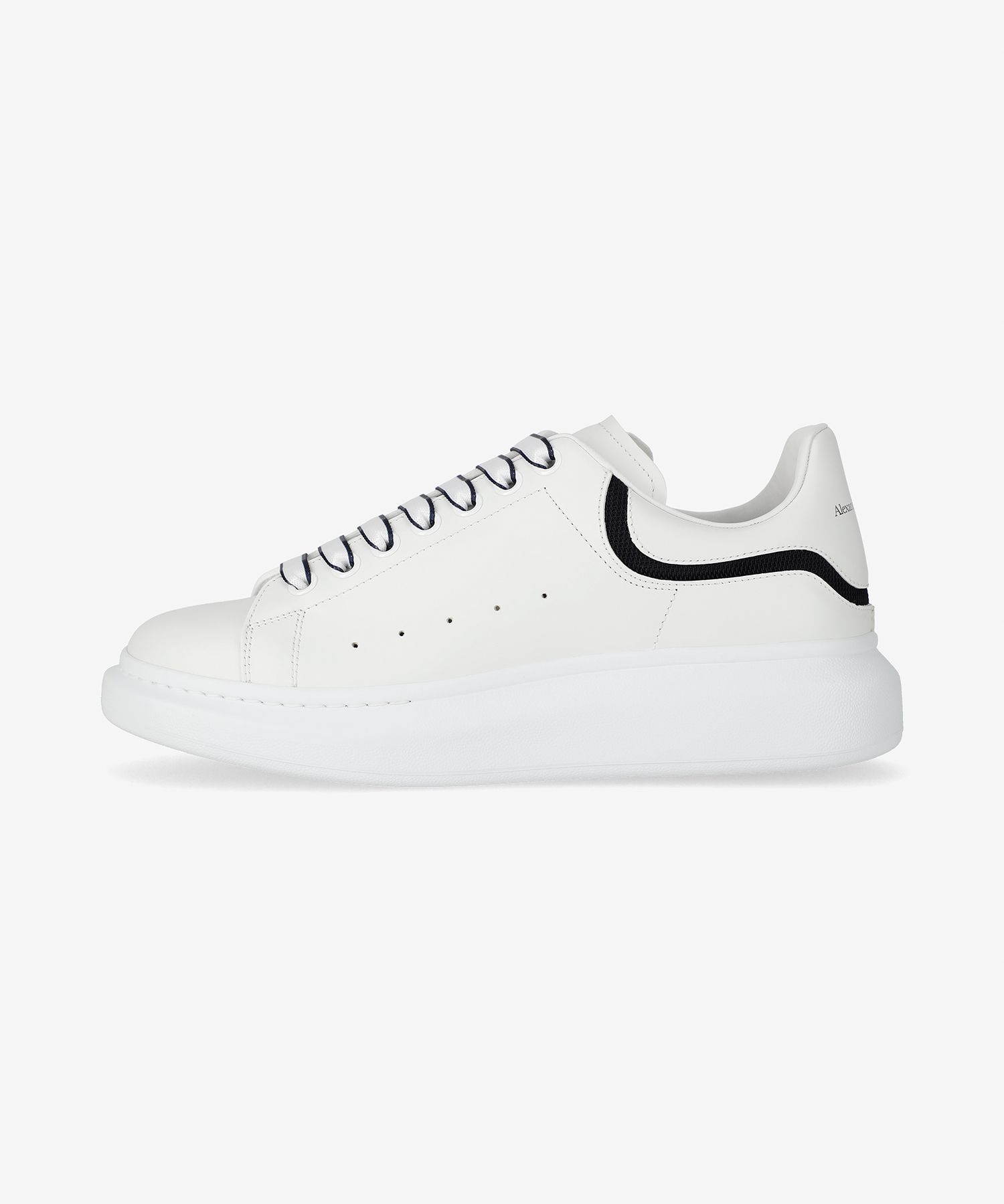 MUSINSA | ALEXANDER McQUEEN Oversole Sneakers - White:Navy