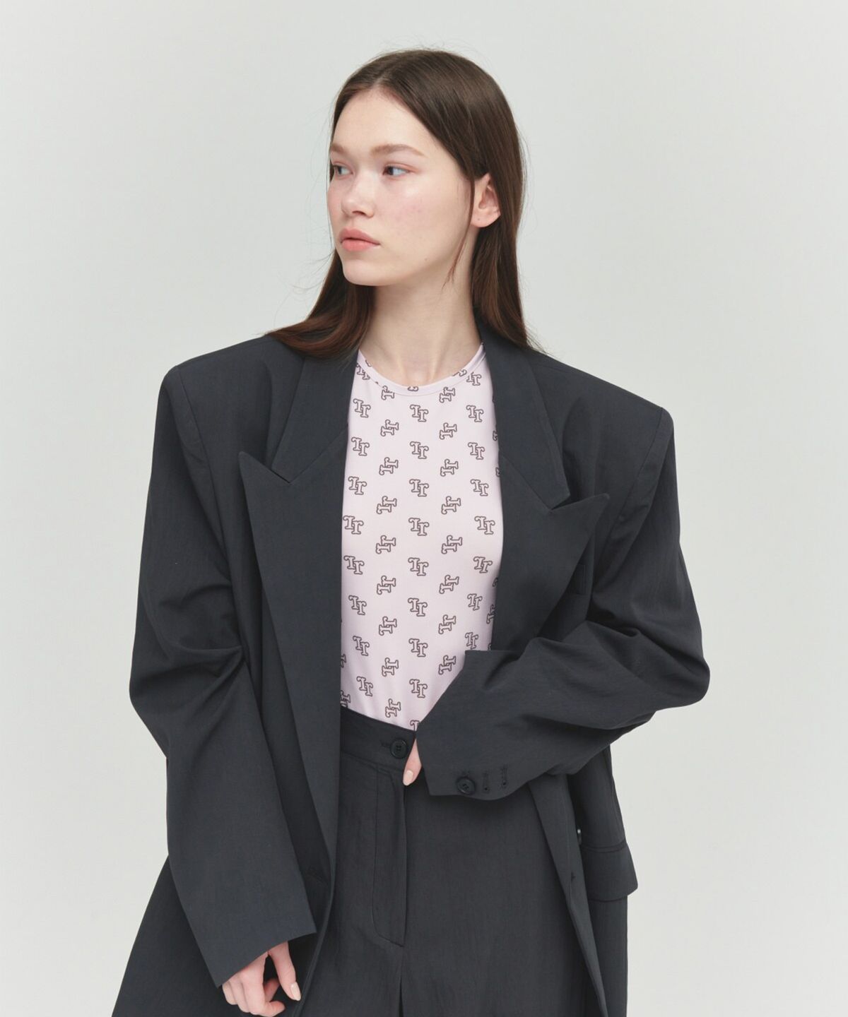 더포르타(THEPORTA) NYLON STANDARD OVER JACKET, CHARCOAL