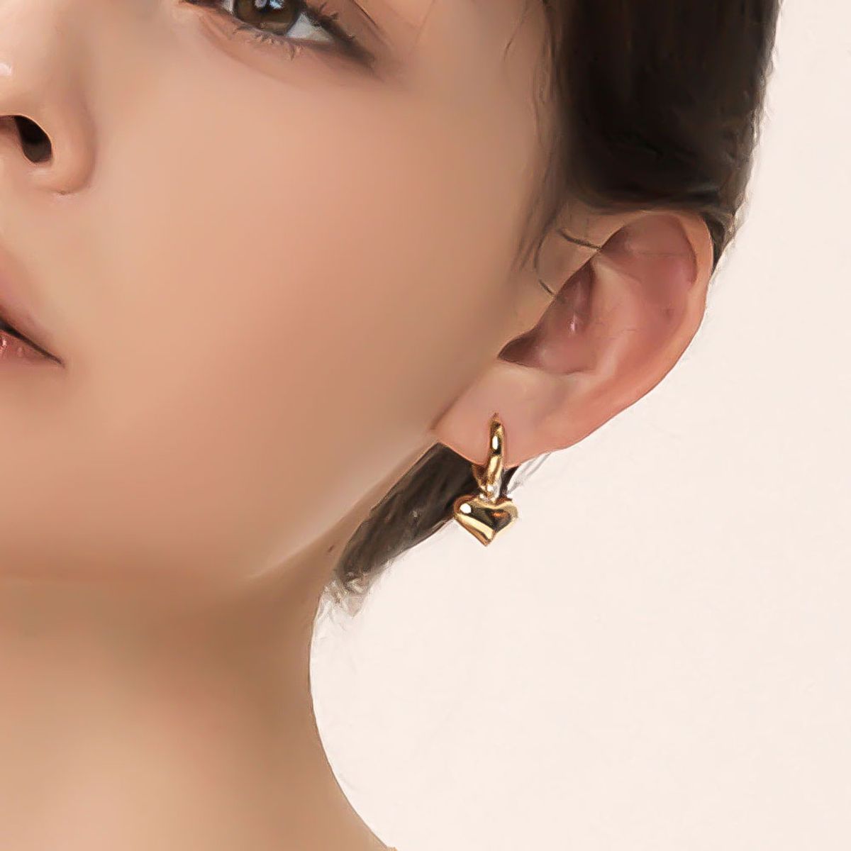 웨스트아일랜드(WESTISLAND) 통통하트 원터치귀걸이 YG_WI5062420