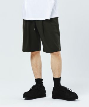 원턱 루즈핏 트레이닝 반바지 - 카키