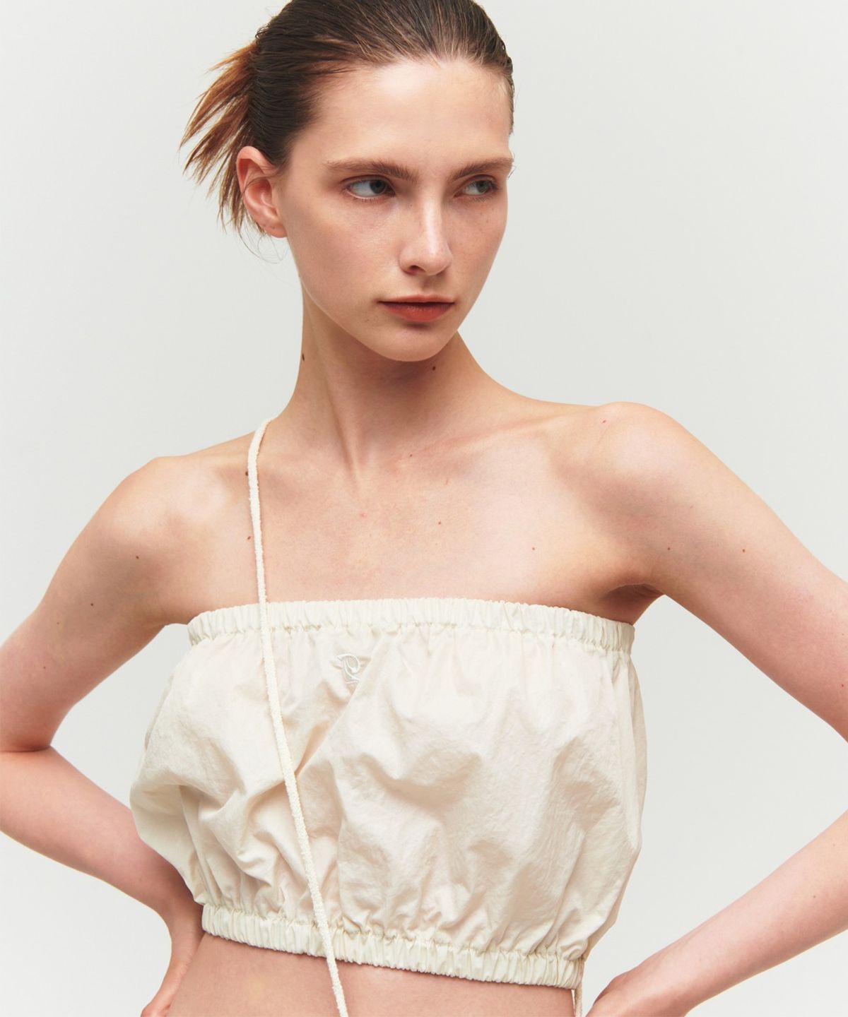 더포르타(THEPORTA) NYLON TUBE TOP, ECRU