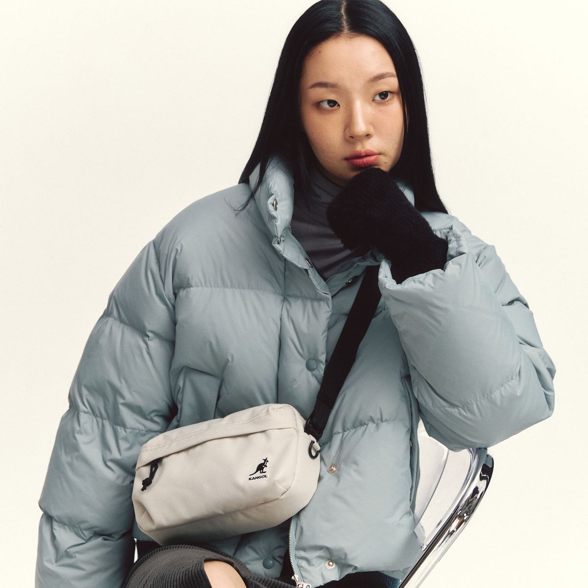 캉골(KANGOL) 레트로코어 스탠다드 크로스백 3319 에크루