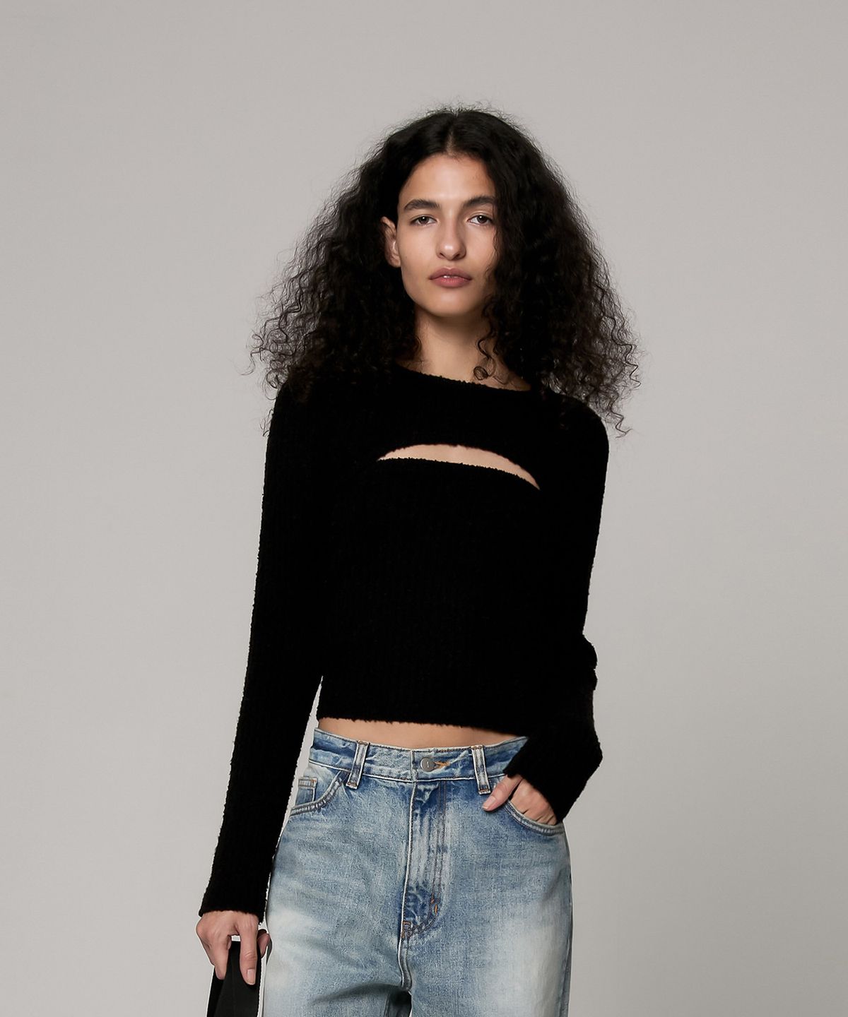 더포르타(THEPORTA) ALPACA KNIT TOP, BLACK