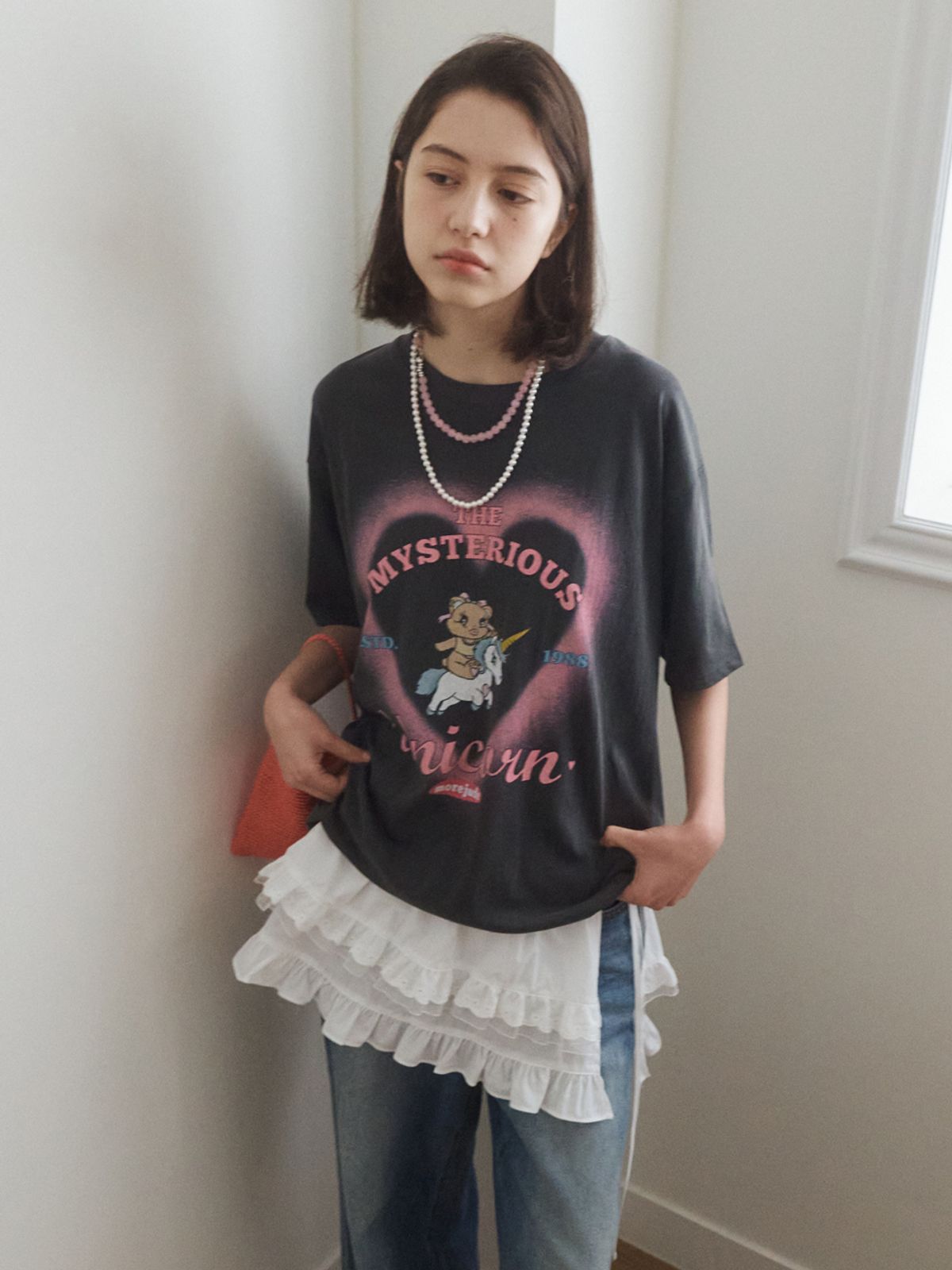 모어쥬드(MOREJUDE) More unicon t-shirt deep gray