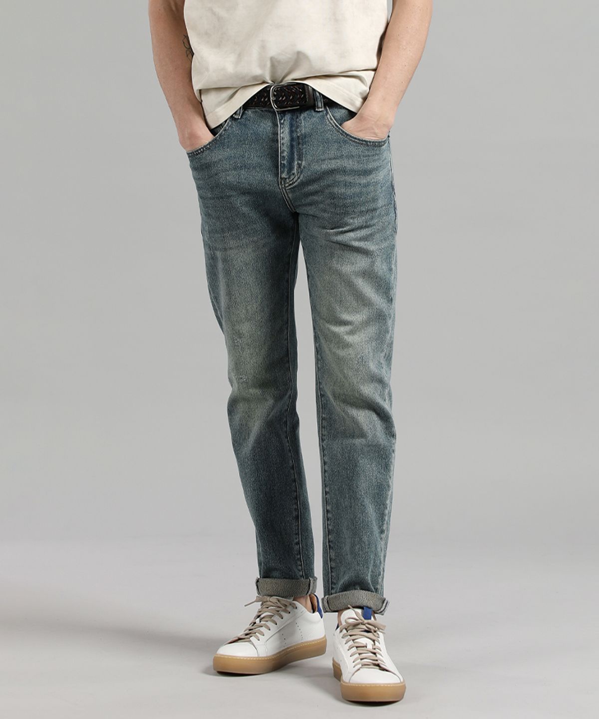 빠니깔레(PANICALE) 블루 슬림핏 워싱 데님 팬츠