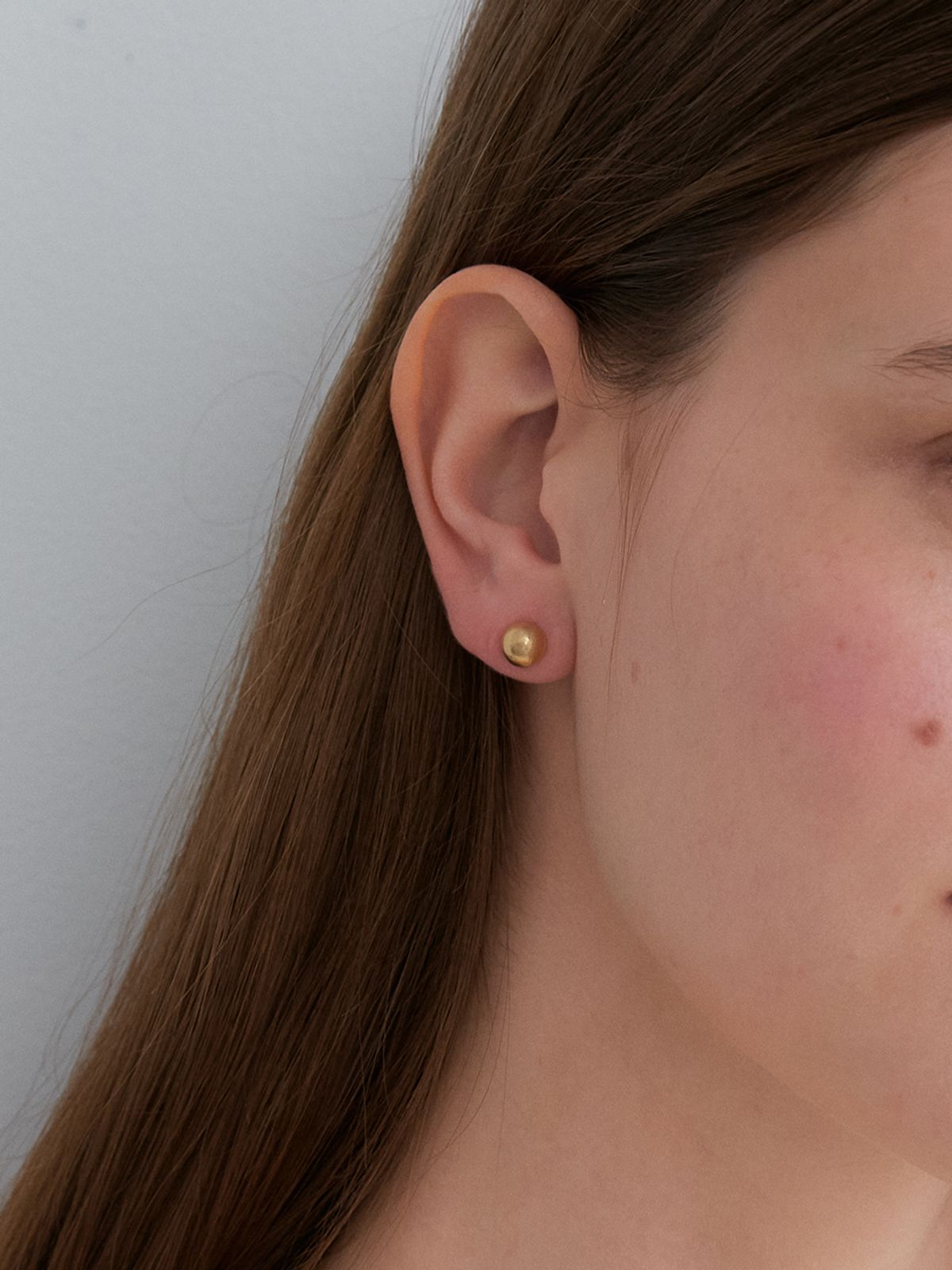 오블라(OVLA) MATTE DAMAGE CIRCLE EARRING_S JE028