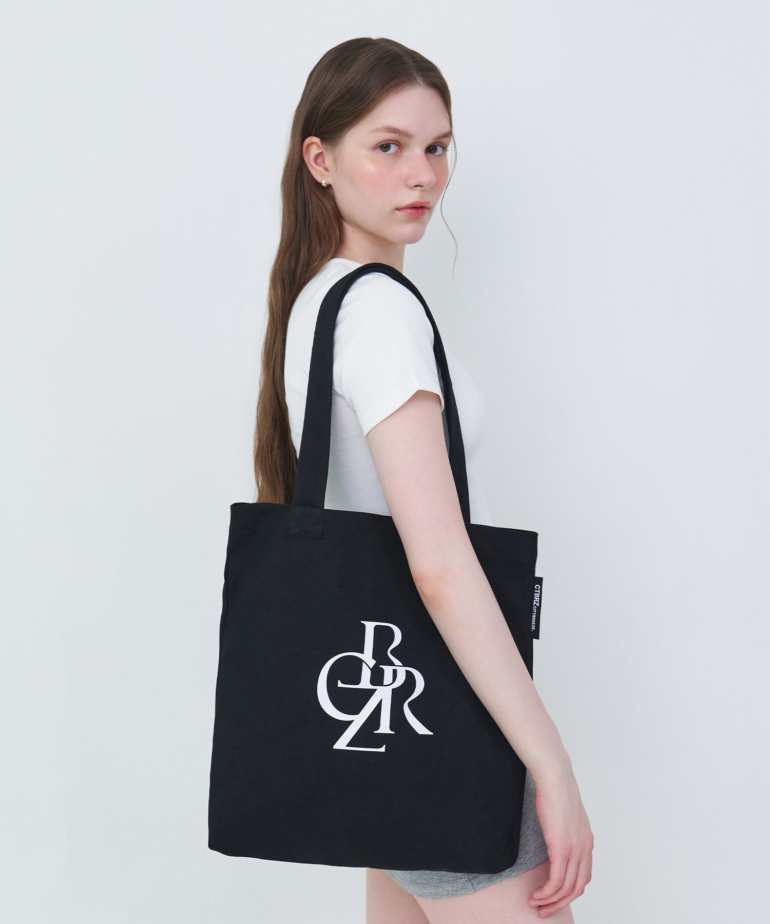 【CITYBREEZE】SYMBOL LOGO TOTE BAG MUSINSA | CITYBREEZE WOMAN Symbol logo eco bag_BLACK