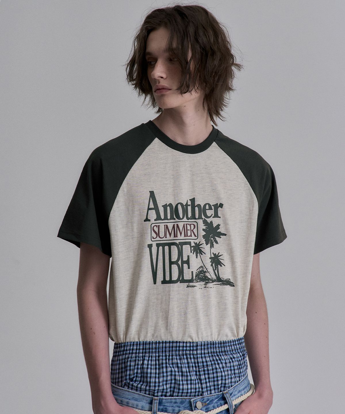 캑터스도넛마켓(CACTUSDONUTMARKET) Summer Vibe Raglan T-Shirt - Khaki