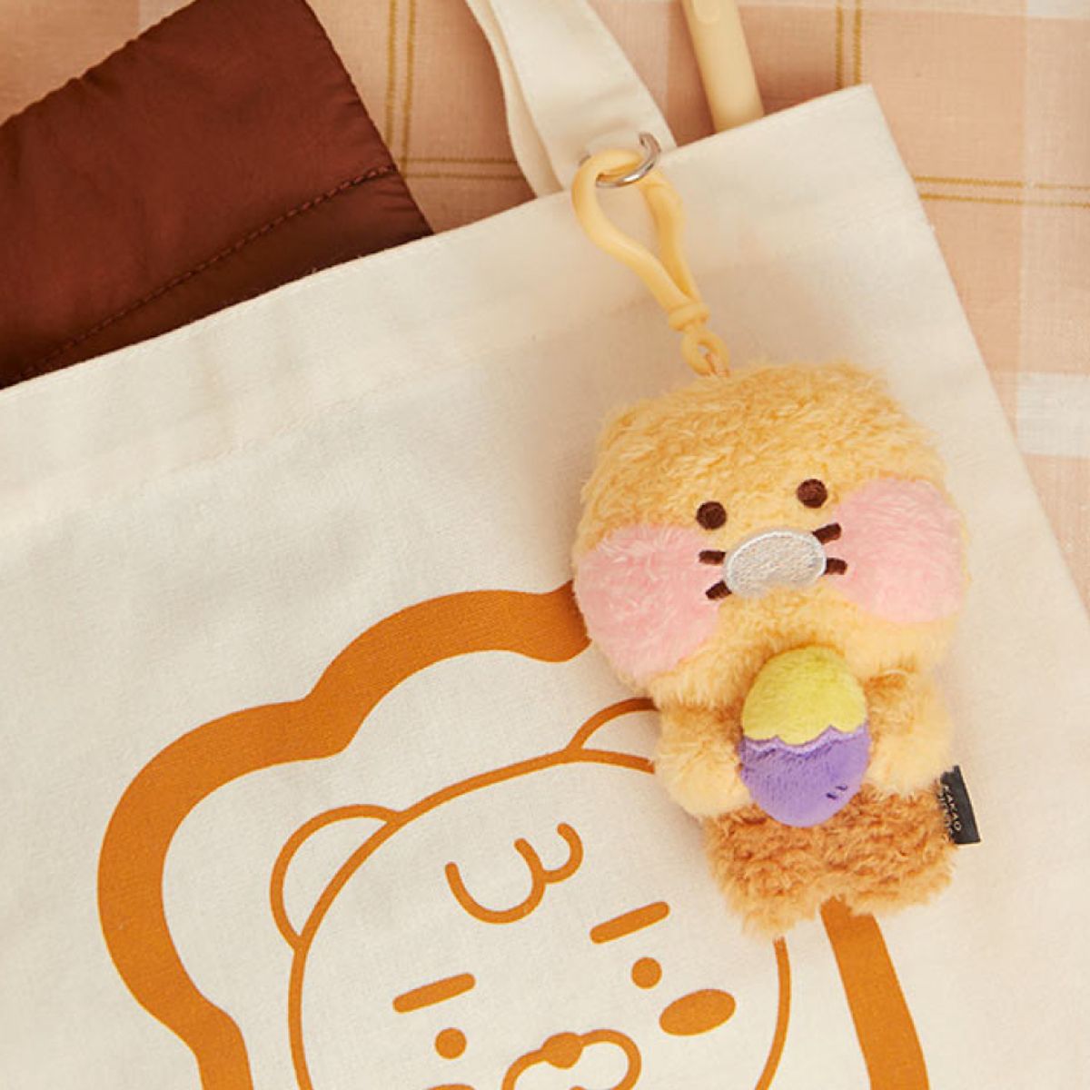 카카오프렌즈(KAKAO FRIENDS) 볼 발그레 포슬 키링인형_춘식이