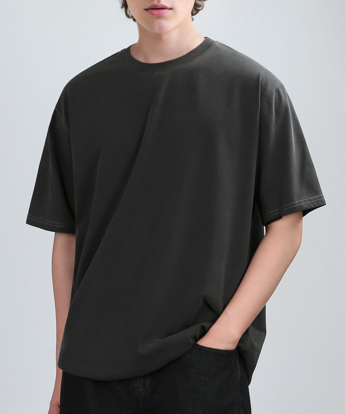 베리베인(VERYVAIN) 20.S PIGMENT T-SHIRTS (WASHED BLACK)