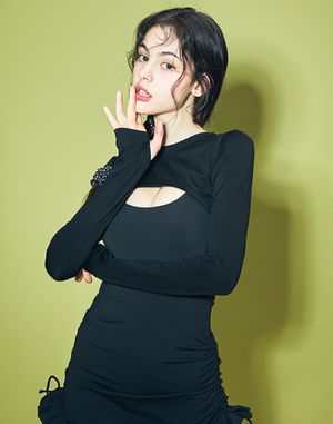 심플 크롭 래쉬 커버업 -BLACK