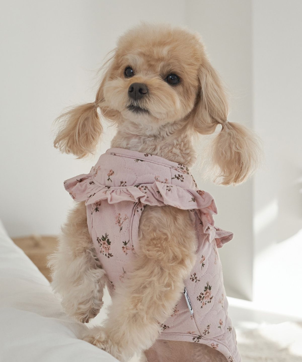 베일리(BAILEY) 강아지 코튼 플라워 누빔 조끼 핑크