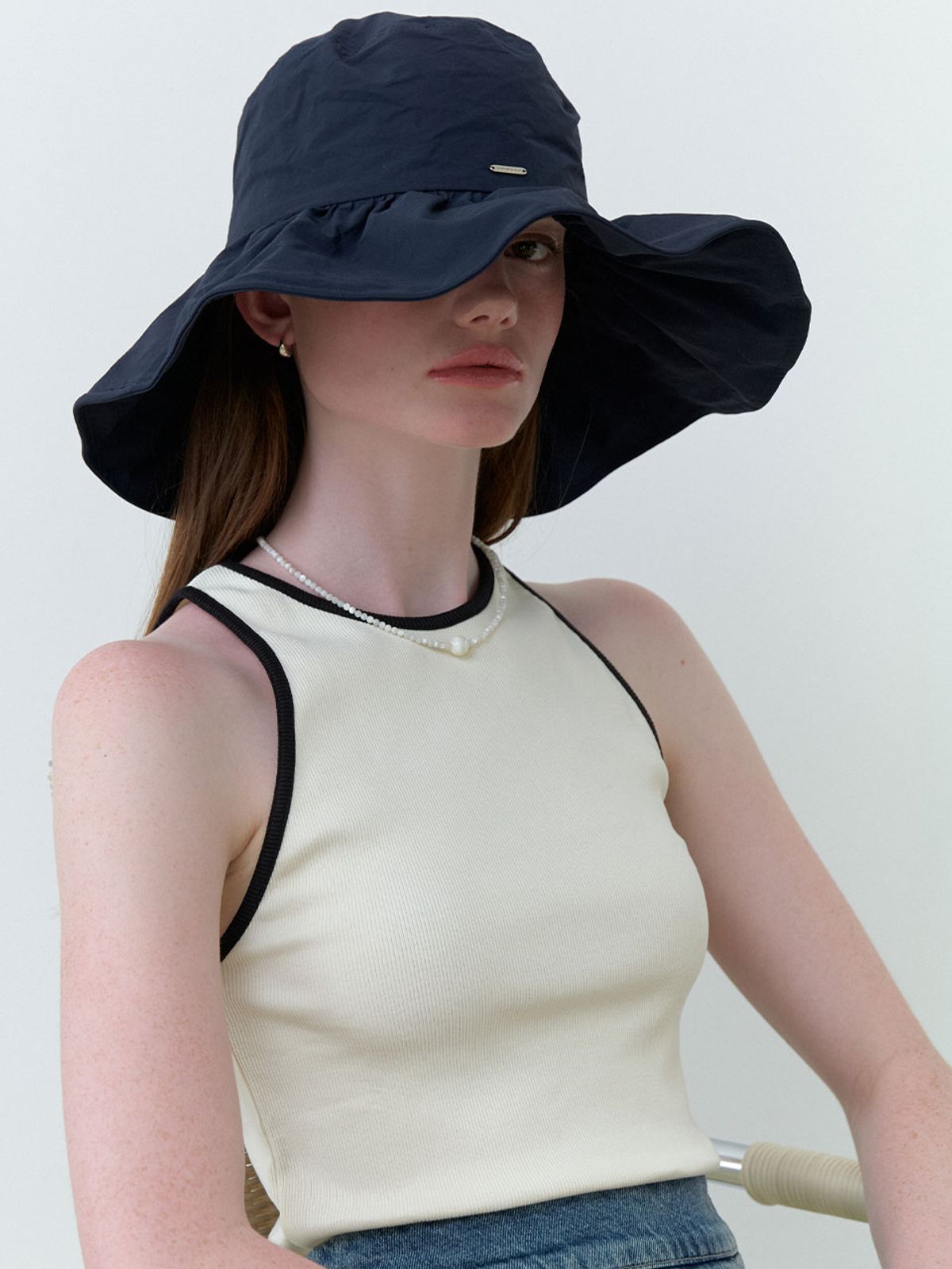 러브미몬스터(LOVE ME MONSTER) Sunflower Bucket Hat_Navy (L242MCP060)