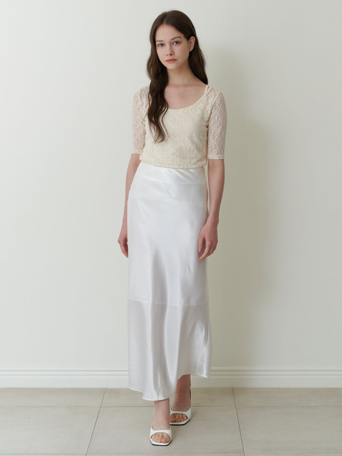 카인더베이비(KINDABABY) satin mermaid skirt - white