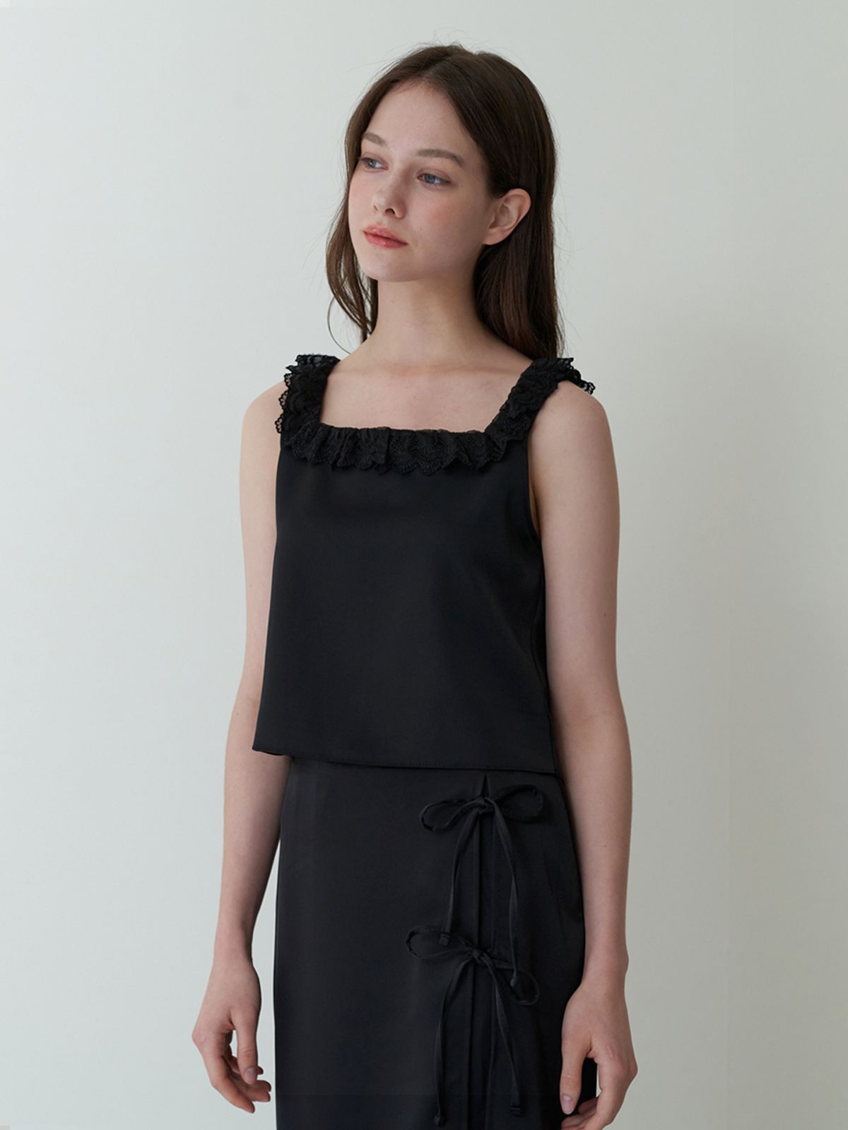 카인더베이비(KINDABABY) classic lace satin top - black