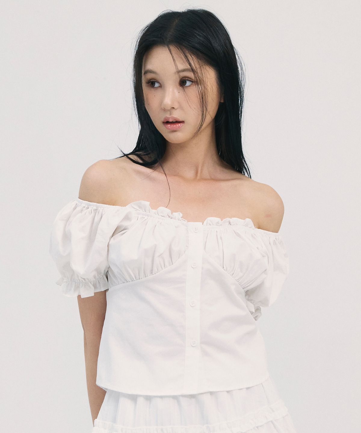 비에이블투(B ABLE TWO) noa shirring blouse-white