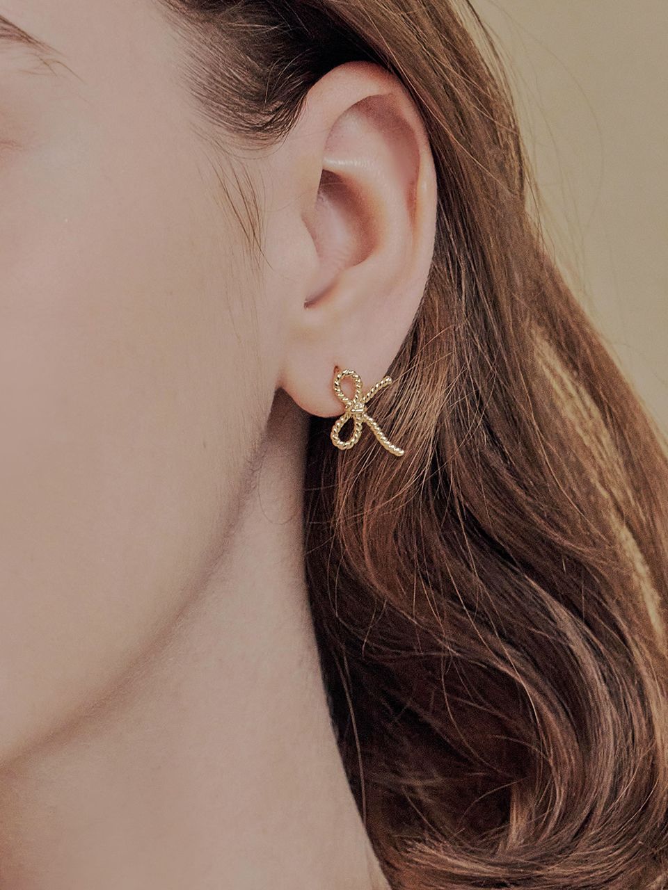 [ENGBROX] 韓国☆TWIST RIBBON EARRING ENGBROX Twist Ribbon Earring Brass Gold / Silver Womens
