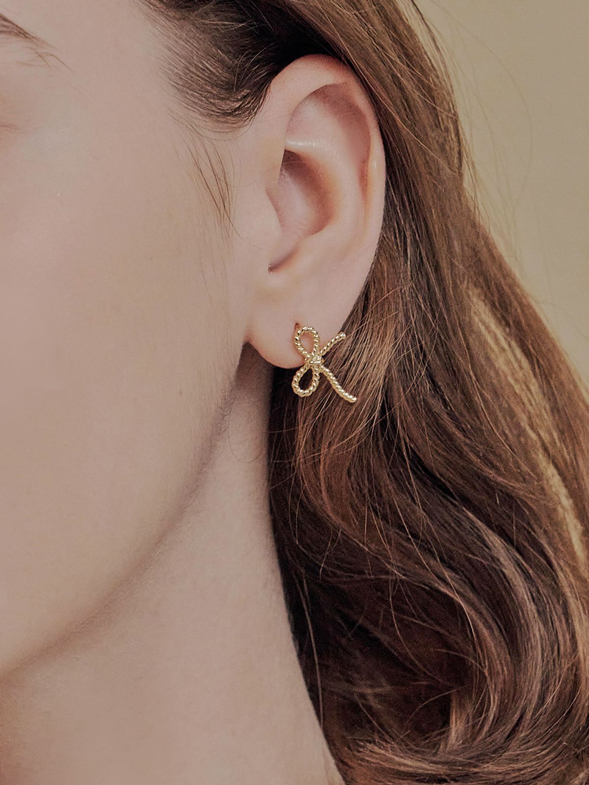 앵브록스(ENGBROX) twist ribbon earring