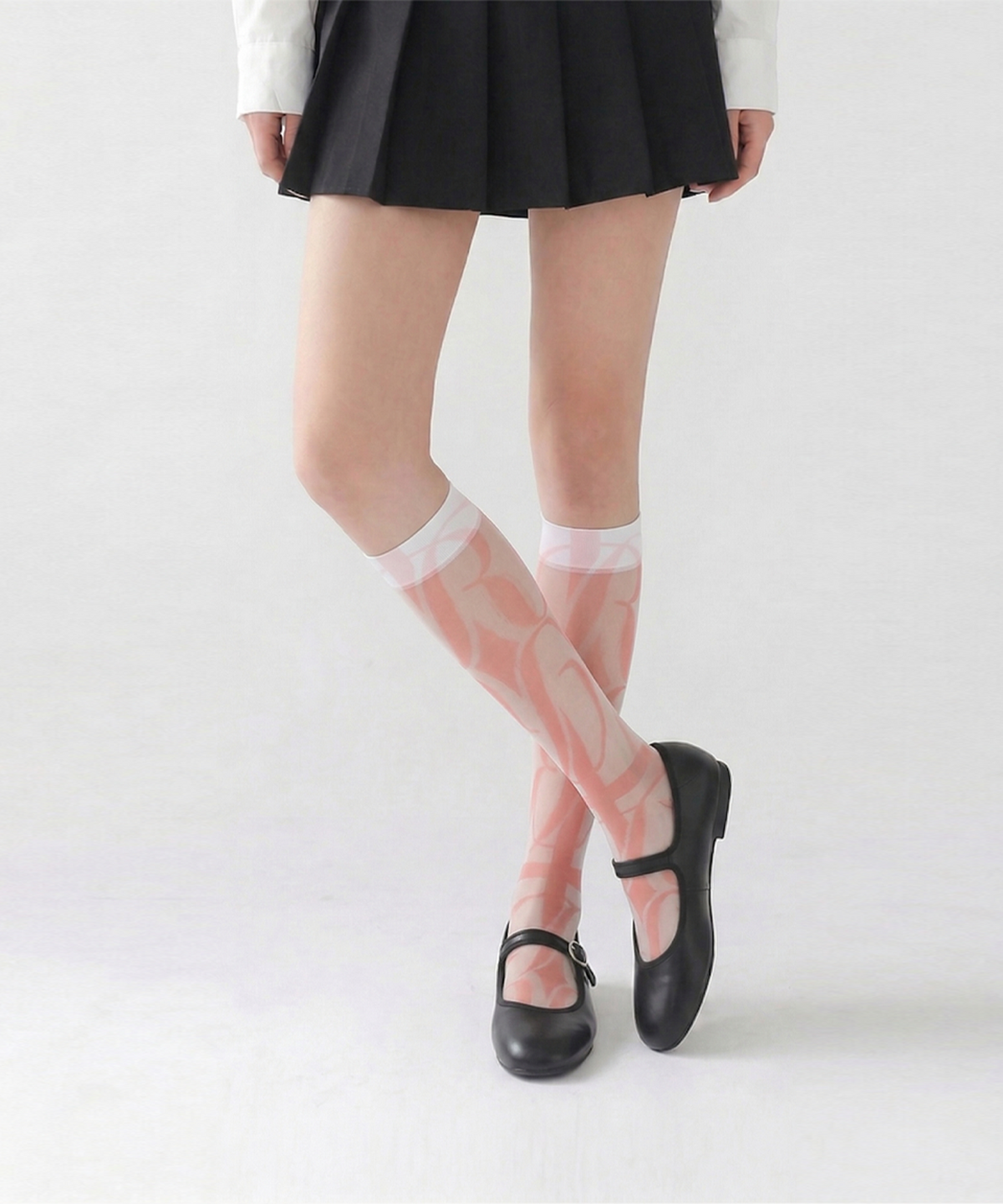 로맨틱타이거(ROMANTIC TIGER) monogram pink knee stockings (macro)