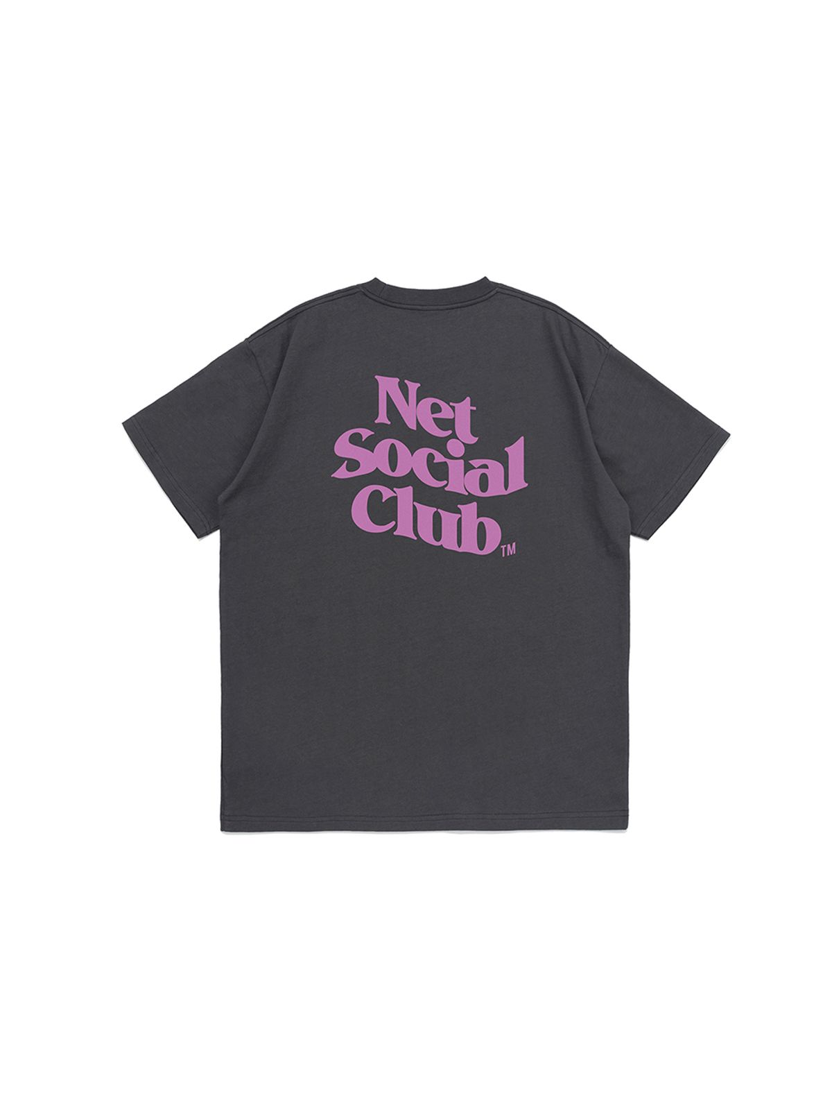 넷소셜클럽(NET SOCIAL CLUB) 웨이브 비비드 로고 반팔티 (차콜)