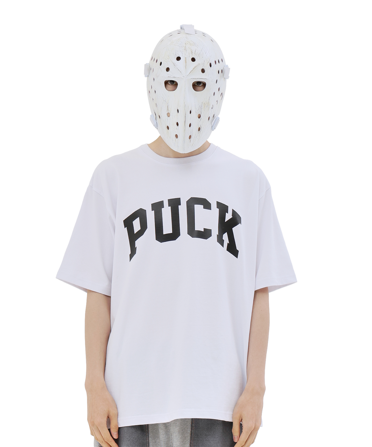 왓더퍽(WHATHEPUCK) PUCK 로고 티셔츠 화이트/블랙