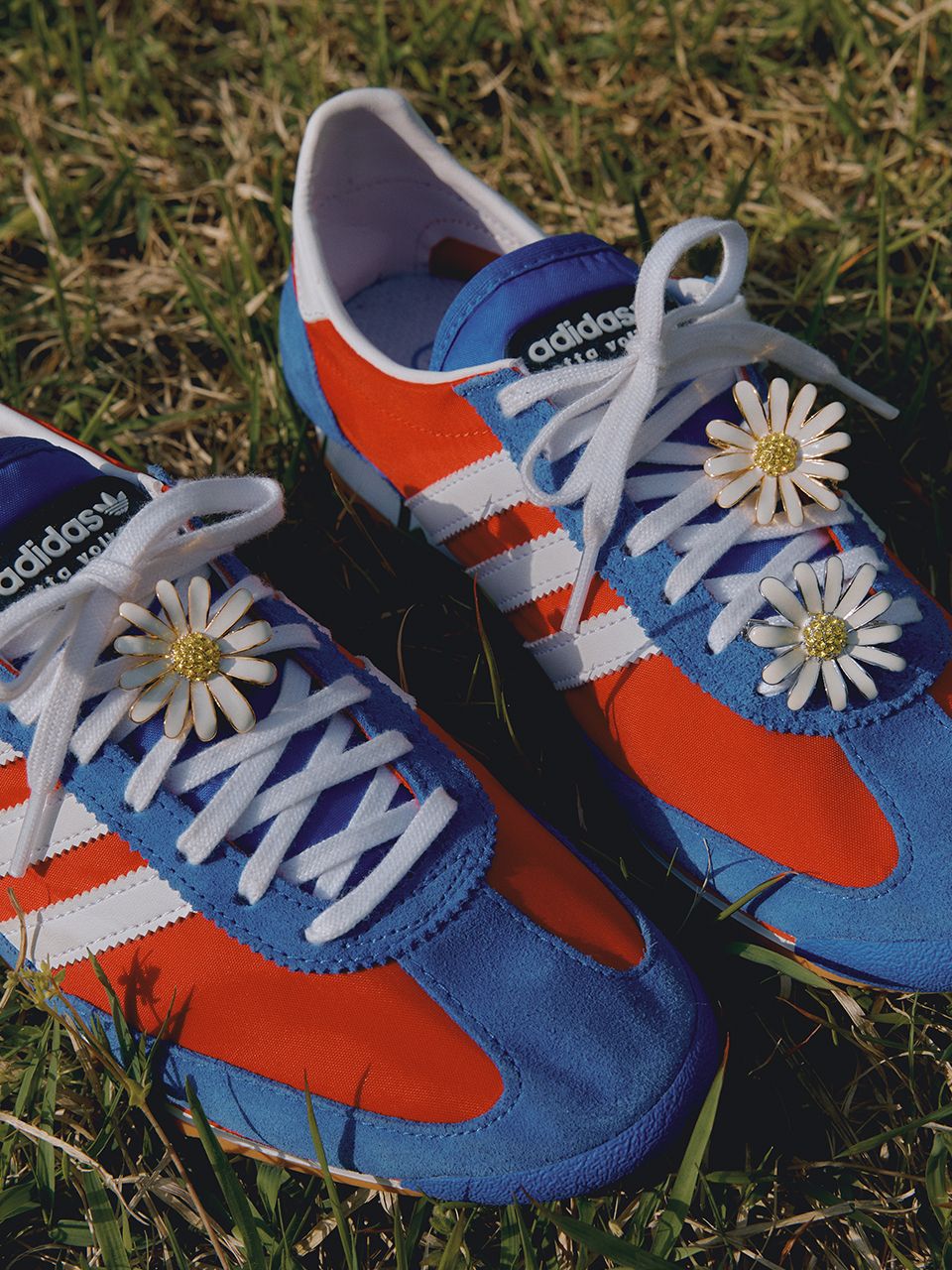 【VINTAGE HOLLYWOOD】Daisy Shoes Charm (1ea)☆送料関税込 MUSINSA | VINTAGE HOLLYWOOD Daisy Shoes Charm (1ea)_VH2435AC002M